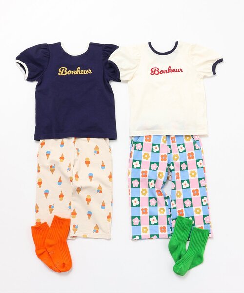 apres les cours（アプレレクール）の「【WEB限定】バッククロスロゴTシャツ（Tシャツ/カットソー・キッズ・ネイビー/ブラウン/サックスブルー/アイボリー・140/120/130/100/80/90/110）」の22枚目の写真