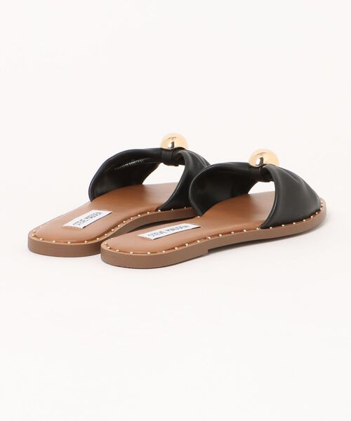 STEVE MADDEN(スティーブマデン)の「ギャザーリボンフラットサンダル/S.MADDEN DISPY-CN-XS(サンダル・レディース・ブラック/ゴールド・22.5cm/23.0cm/23.5cm/23.5-24/24.0cm/24.5cm)」の4枚目の写真