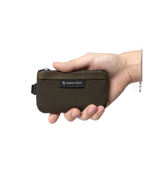 master-piece(マスターピース)の「master-piece / Smart Pouch / No.03071(ポーチ・メンズ・グリーン/キャメル/イエロー/オリーブ/レッド/グレー/ネイビー/ブラック・FREE)」の11枚目の写真