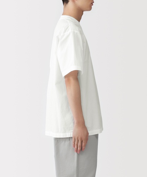 無印良品(ムジルシリョウヒン)の「紳士 涼感クルーネック半袖布帛Tシャツ(シャツ/ブラウス・メンズ・カーキ/ブラック/ネイビー/ダークグレー/ホワイト・M/L/XL/S)」の19枚目の写真