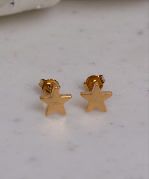 Peony(ピオニー)の「【Peony/ピオニー】星型シンプルモチーフピアス【アレルギー対応】(ピアス(両耳用)・レディース・シルバー/ゴールド・FREE)」の4枚目の写真