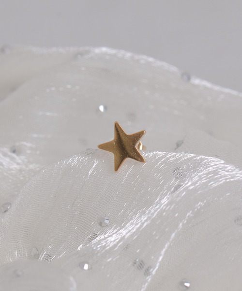 Peony(ピオニー)の「【Peony/ピオニー】星型シンプルモチーフピアス【アレルギー対応】(ピアス(両耳用)・レディース・シルバー/ゴールド・FREE)」の5枚目の写真