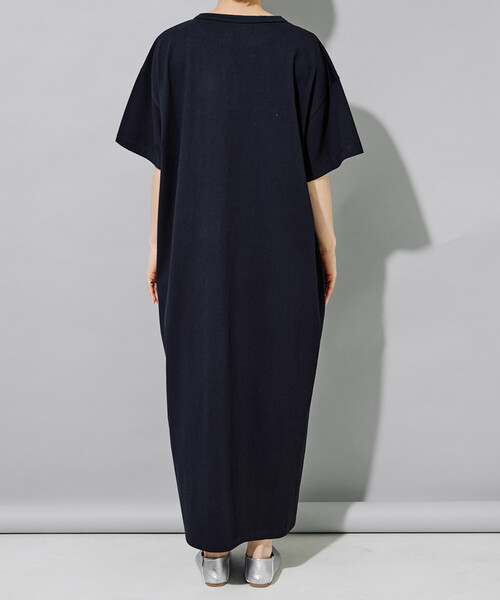 FREAK'S STORE(フリークスストア)の「限定展開 <接触冷感・吸水速乾・UVカット・抗菌・防臭>STORATECH(ストラテック) キーネック ワンピース(ワンピース・レディース・ブラック/ブラウン/ベージュ/ネイビー・MEDIUM/SMALL)」の11枚目の写真
