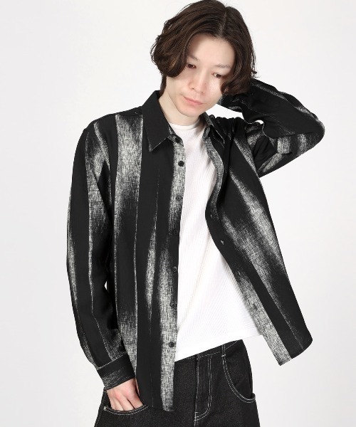 LUXSTYLE（ラグスタイル）の「梨地クレープ総柄プリント長袖シャツ（シャツ/ブラウス・メンズ・ホワイト/ブラック・L/M/XL）」の6枚目の写真