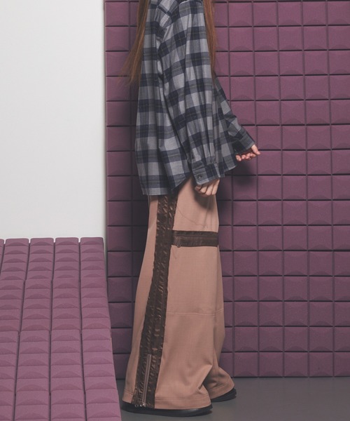 MAISON SPECIAL(メゾンスペシャル)の「《UNISEX》Inside Out Prime-Wide Zip Flight Trousers/インサイドアウトプライムワイドZIPフライトスラックス【MAISON SPECIAL/メゾンスペシャル】(その他パンツ・メンズ・チャコールグレー/ブラック/ピンク・2/1/0)」の21枚目の写真