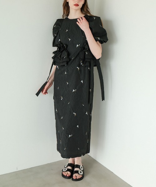 DONOBAN（ドノバン）の「【ANDRESD】blossom frill dress 結婚式 パーティードレス オケージョンドレス お呼ばれ 二次会 成人式 同窓会（ドレス・レディース・ブラック/ネイビー/ベージュ/ライトブルー/ブラウン・M/S/L）」の6枚目の写真