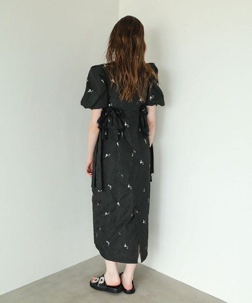 DONOBAN（ドノバン）の「【ANDRESD】blossom frill dress 結婚式 パーティードレス オケージョンドレス お呼ばれ 二次会 成人式 同窓会（ドレス・レディース・ブラック/ネイビー/ベージュ/ライトブルー/ブラウン・M/S/L）」の9枚目の写真