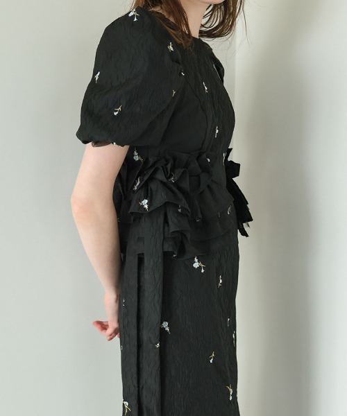 DONOBAN（ドノバン）の「【ANDRESD】blossom frill dress 結婚式 パーティードレス オケージョンドレス お呼ばれ 二次会 成人式 同窓会（ドレス・レディース・ブラック/ネイビー/ベージュ/ライトブルー/ブラウン・M/S/L）」の11枚目の写真