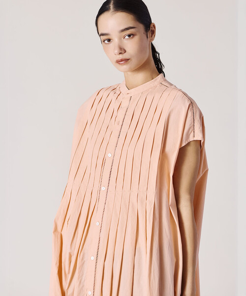 Bshop(ビショップ)の「INDIA INDUSTRY | コットンポプリン ピンタックシャツワンピース WOMEN(ワンピース・レディース・ピンク系その他・1)」の2枚目の写真
