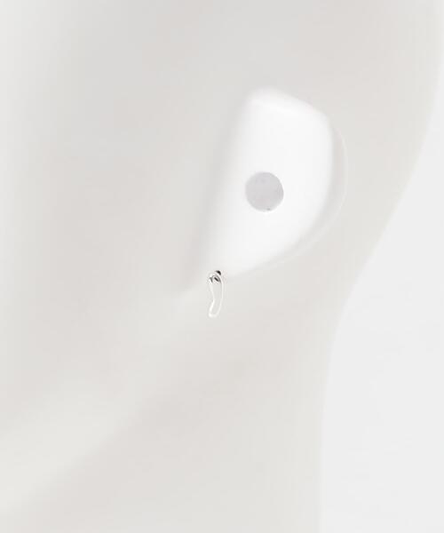 SMELLY（スメリー）の「SMELLY so’　asymmetry grain pierce（ピアス（両耳用）・レディース・シルバー・-）」の7枚目の写真