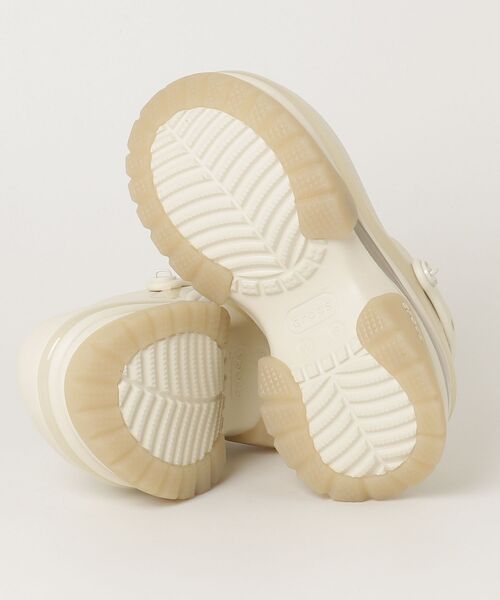 crocs(クロックス)の「crocs Super Bae Clog / クロックス スーパー ベイ クロッグ(サンダル・レディース・ホワイト・25.0cm/24.0cm/23.0cm/22.0cm)」の3枚目の写真