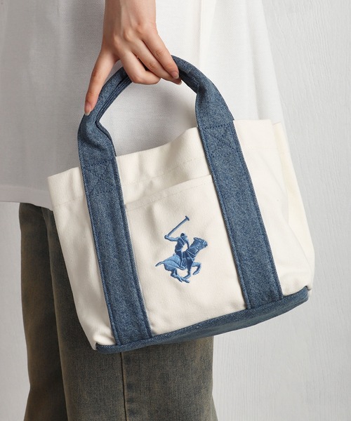 BEVERLY HILLS POLO CLUB(ビバリーヒルズポロクラブ)の「BEVERLY HILLS POLO CLUB / ビバリーヒルズポロクラブ キャンバス ミニトートバッグ 刺繍ロゴ マチあり ランチトート サブバッグ 仕切り付き コットンバッグ(トートバッグ・メンズ・ベージュ/ブラック/ホワイト×ブラウン/ホワイト×ブルー/ホワイト×ネイビー・FREE)」の2枚目の写真