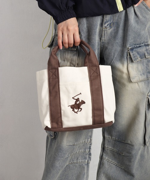 BEVERLY HILLS POLO CLUB(ビバリーヒルズポロクラブ)の「BEVERLY HILLS POLO CLUB / ビバリーヒルズポロクラブ キャンバス ミニトートバッグ 刺繍ロゴ マチあり ランチトート サブバッグ 仕切り付き コットンバッグ(トートバッグ・メンズ・ベージュ/ブラック/ホワイト×ブラウン/ホワイト×ブルー/ホワイト×ネイビー・FREE)」の12枚目の写真