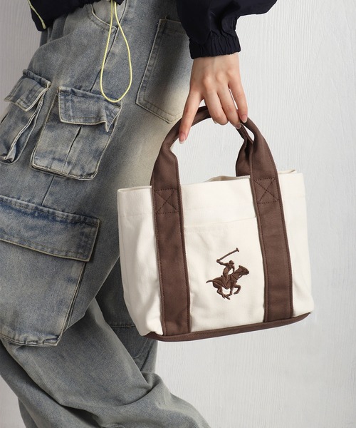 BEVERLY HILLS POLO CLUB(ビバリーヒルズポロクラブ)の「BEVERLY HILLS POLO CLUB / ビバリーヒルズポロクラブ キャンバス ミニトートバッグ 刺繍ロゴ マチあり ランチトート サブバッグ 仕切り付き コットンバッグ(トートバッグ・メンズ・ベージュ/ブラック/ホワイト×ブラウン/ホワイト×ブルー/ホワイト×ネイビー・FREE)」の14枚目の写真