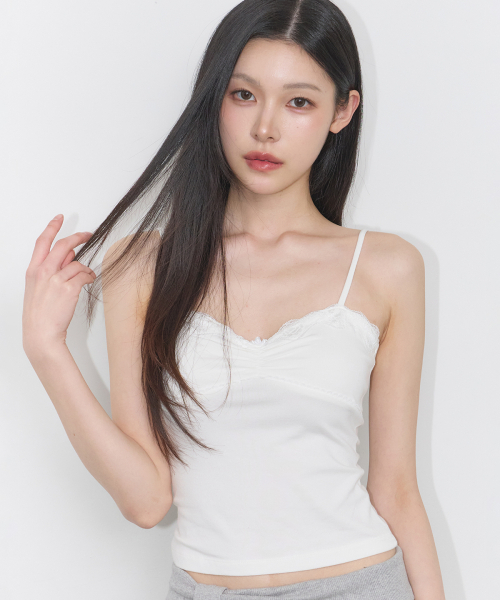 ILLIGO(イリゴ)の「ローズレーススリーブレスホワイト(Tシャツ/カットソー・レディース・その他・OS)」の1枚目の写真