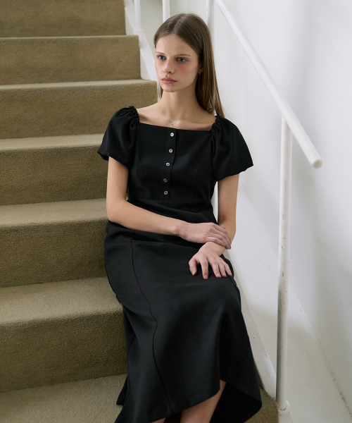 DEHEVE（デヘヴェ）の「Square Neck Puff Dress [Black]（ワンピース・レディース・ブラック・OS）」の5枚目の写真