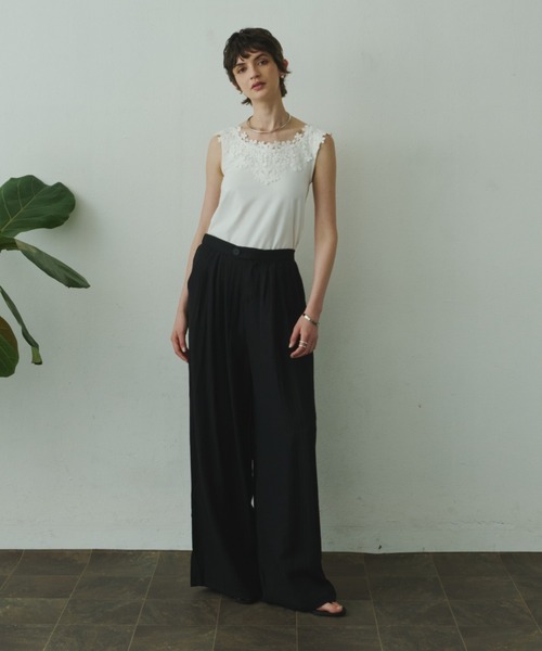 libelle more（リベル モア）の「ラウンドレースネックタンクトップ（Tシャツ/カットソー・レディース・ブラック/ライトグレー/オフホワイト・M）」の5枚目の写真