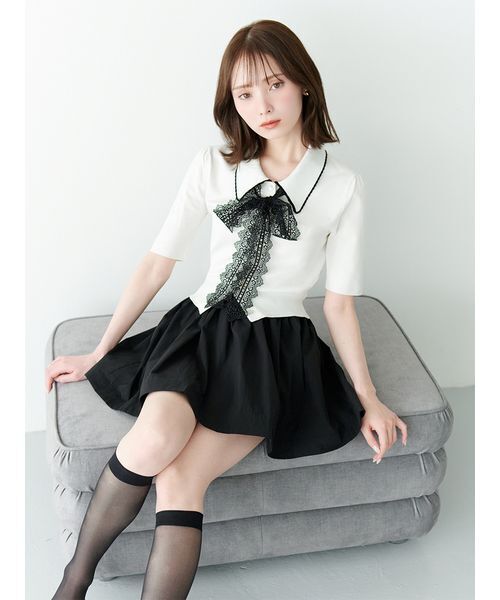 SNIDEL(スナイデル)の「Sustainableタフタミニスカショ(その他パンツ・レディース・ホワイト/ブラック・1/0)」の10枚目の写真