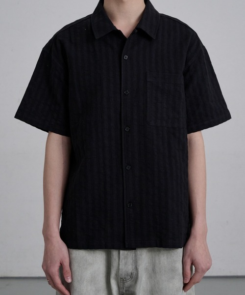 THE CLE(ザクレ)の「OPEN COLLAR SHIRT / オープンカラーシャツ(シャツ/ブラウス・メンズ・ホワイト/ブラック・1/2)」の1枚目の写真
