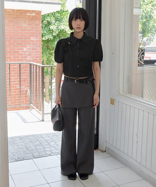 UNE MANSION（ユヌマンション）の「ラブリーパフスリーブスリットリボンクロップドショート丈ブラウス（シャツ/ブラウス・レディース・クリーム/アイボリー/ブラック・FREE）」の6枚目の写真