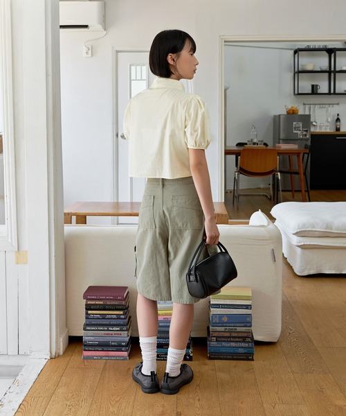 UNE MANSION（ユヌマンション）の「ラブリーパフスリーブスリットリボンクロップドショート丈ブラウス（シャツ/ブラウス・レディース・クリーム/アイボリー/ブラック・FREE）」の10枚目の写真