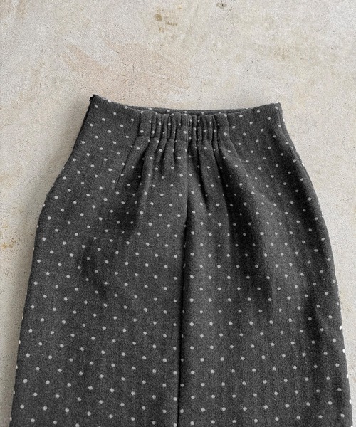 callautia（カラウティア）の「ドット柄Iラインスカート（スカート・レディース・グレー/ブラック・LARGE/MEDIUM/SMALL）」の10枚目の写真