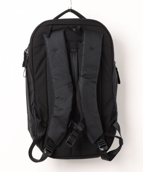 NAUGHTIAM(ノーティアム)の「【ABLE CARRY/エイブルキャリー】 MAX EDC マックス EDC 26L X-Pac Black(バックパック/リュック・メンズ・ブラック・FREE)」の2枚目の写真