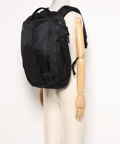 NAUGHTIAM(ノーティアム)の「【ABLE CARRY/エイブルキャリー】 MAX EDC マックス EDC 26L X-Pac Black(バックパック/リュック・メンズ・ブラック・FREE)」の5枚目の写真