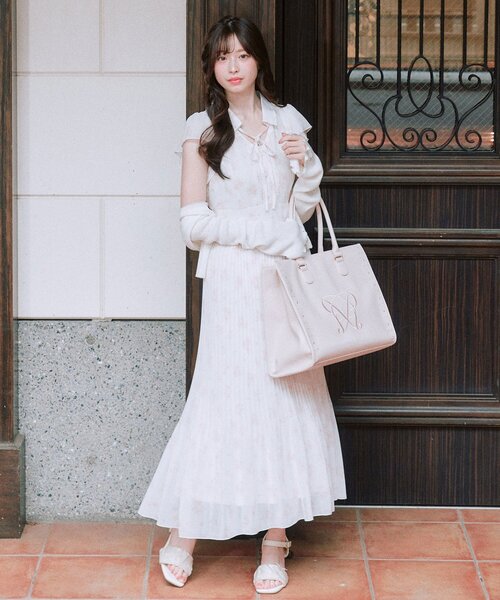 OLIVE des OLIVE(オリーブデオリーブ)の「Aimerianejoieスタッズキャリーオントートバッグ(トートバッグ・レディース・ブラック/アイボリー/ピンク・FREE)」の18枚目の写真