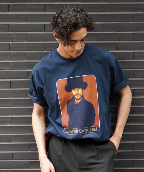 BAYFLOW(ベイフロー)の「【Jamiroquai(ジャミロクワイ)】プリントTシャツ(Tシャツ/カットソー・メンズ・ホワイト/ネイビー・MEDIUM/LARGE)」の12枚目の写真