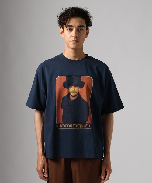 BAYFLOW(ベイフロー)の「【Jamiroquai(ジャミロクワイ)】プリントTシャツ(Tシャツ/カットソー・メンズ・ホワイト/ネイビー・MEDIUM/LARGE)」の16枚目の写真