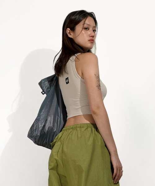 WHILE(ワイル)の「ブラックテープボリュームブラトップ (ベージュ)(チューブトップ・レディース・その他・LARGE/MEDIUM/SMALL)」の2枚目の写真