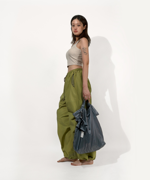 WHILE(ワイル)の「ブラックテープボリュームブラトップ (ベージュ)(チューブトップ・レディース・その他・LARGE/MEDIUM/SMALL)」の3枚目の写真