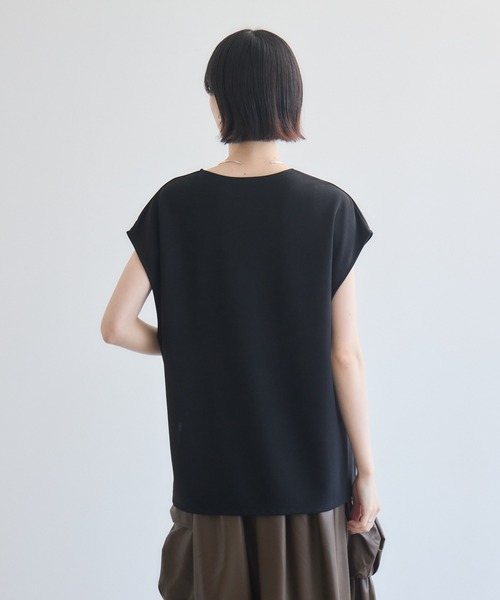 Paradise Picnic（パラダイスピクニック）の「cloche  カットジョーゼットＶネックベスト（ベスト・レディース・ベージュ/ブラウン/ブラック・FREE）」の8枚目の写真