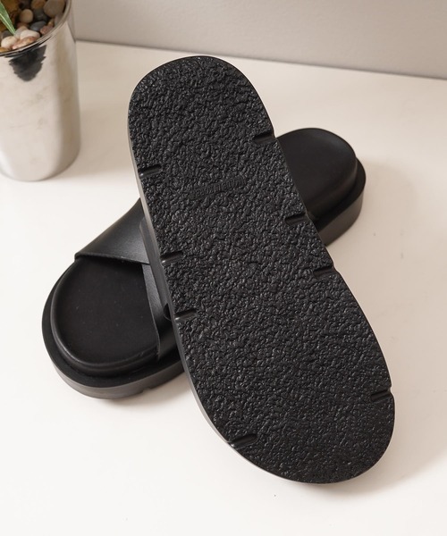 1111clothing(ワンフォークロージング)の「クロスストラップ 厚底サンダル/ Cross Strap Platform Sandals(サンダル・メンズ・ブラック・26cm/26.5cm/27cm/27.5cm/28cm)」の9枚目の写真