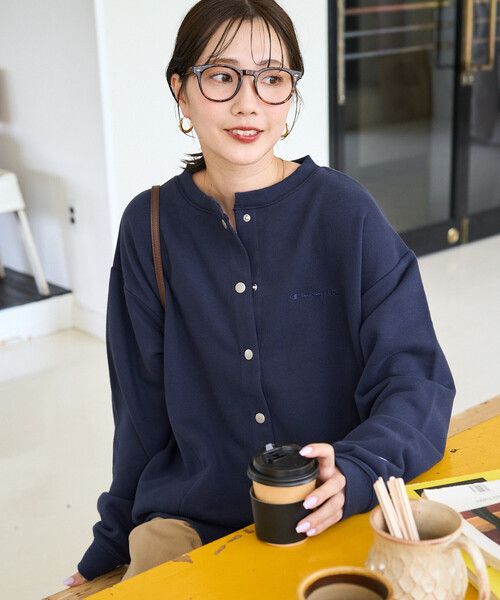 FREAK'S STORE(フリークスストア)の「限定展開 Champion × FREAK'S STORE/チャンピオン 別注 スナップ スウェット カーディガン(カーディガン/ボレロ・レディース・ライトグレー/レッド/ブラック/ネイビー/グレー・フリ-)」の7枚目の写真