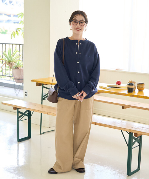 FREAK'S STORE(フリークスストア)の「限定展開 Champion × FREAK'S STORE/チャンピオン 別注 スナップ スウェット カーディガン(カーディガン/ボレロ・レディース・ライトグレー/レッド/ブラック/ネイビー/グレー・フリ-)」の10枚目の写真