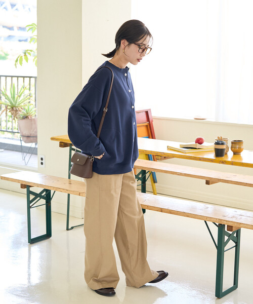 FREAK'S STORE(フリークスストア)の「限定展開 Champion × FREAK'S STORE/チャンピオン 別注 スナップ スウェット カーディガン(カーディガン/ボレロ・レディース・ライトグレー/レッド/ブラック/ネイビー/グレー・フリ-)」の11枚目の写真