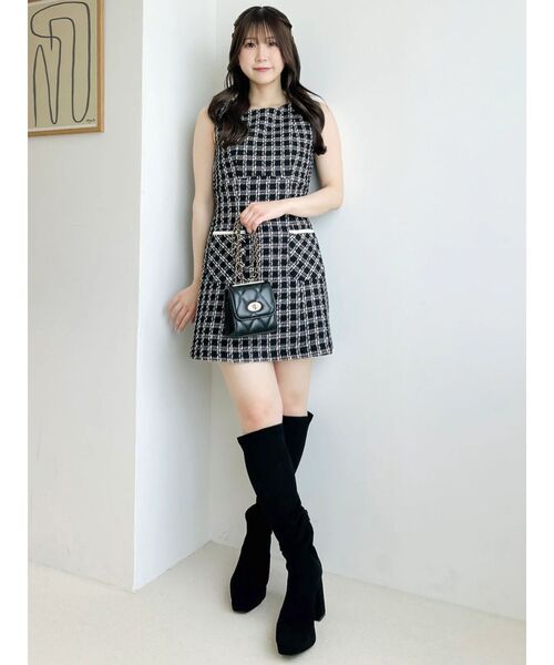 dazzlin(ダズリン)の「ノースリコンパクトミニワンピース(ワンピース・レディース・アイボリー/ブラック/グリーン・MEDIUM/SMALL)」の20枚目の写真