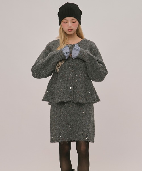 loin nuit（ロワンニュイ）の「spangle peplum knit / スパンコールペプラムニット（カーディガン/ボレロ・レディース・ライトブラウン/アイボリー/ブルー/ブラック/グレー/ピンク・FREE）」の16枚目の写真