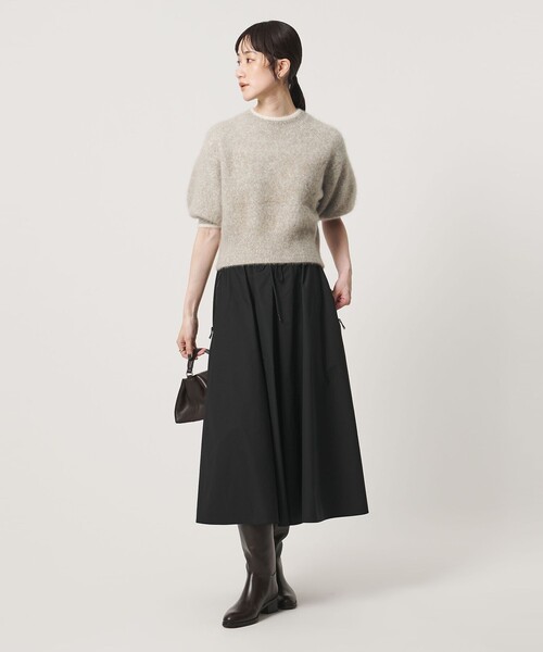 UNITED ARROWS(ユナイテッドアローズ)の「フォックスカシミヤ パフスリーブ スパンコール ニット(ニット/セーター・レディース・グレー/その他2・FREE)」の3枚目の写真