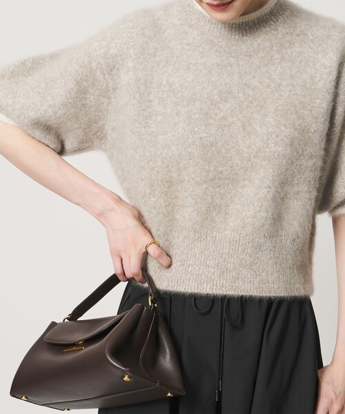 UNITED ARROWS(ユナイテッドアローズ)の「フォックスカシミヤ パフスリーブ スパンコール ニット(ニット/セーター・レディース・グレー/その他2・FREE)」の7枚目の写真