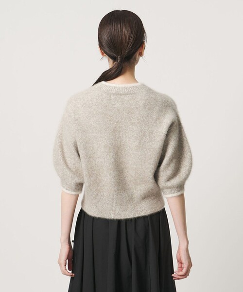 UNITED ARROWS(ユナイテッドアローズ)の「フォックスカシミヤ パフスリーブ スパンコール ニット(ニット/セーター・レディース・グレー/その他2・FREE)」の14枚目の写真