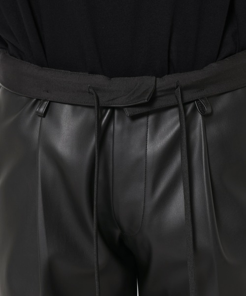 HARE(ハレ)の「【合成皮革】レザーワイドフレアパンツ(HARE)(スラックス・メンズ・ブラック/グレー/レッド・SMALL/MEDIUM/LARGE)」の11枚目の写真
