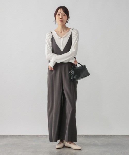 GLOBAL WORK（グローバルワーク）の「サラサラヘンリーネック長袖プルオーバー/1017895（Tシャツ/カットソー・レディース・ブラック/ワインレッド/ブルー系その他4/ライトグレー/ホワイト/ピンク系その他4・MEDIUM/LARGE）」の21枚目の写真