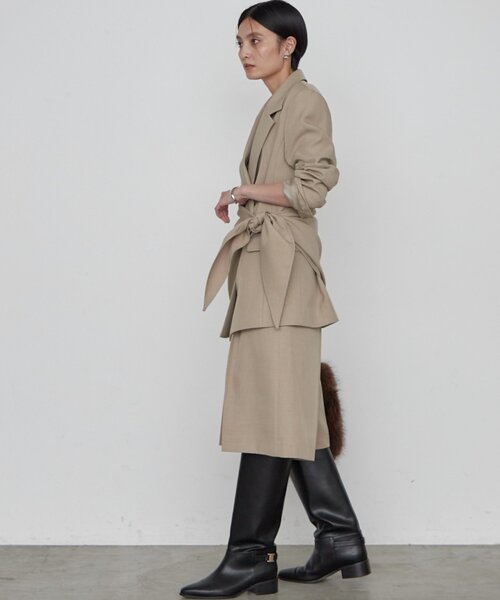 LOUNGEDRESS(ラウンジドレス)の「《セットアップ可》スカーフ付き3WAYテーラードジャケット 秋服(テーラードジャケット・レディース・ベージュ・FREE)」の14枚目の写真