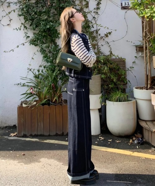 Teem Store（チームストア）の「ノーカラーデニムベスト×ルーズワイドパンツ セットアップ（セットアップ・レディース・ブルー・M）」の18枚目の写真