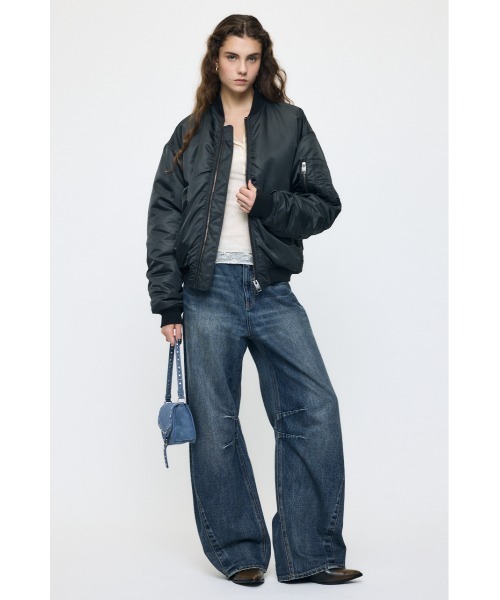 MOUSSY(マウジー)の「【26年AW新作】【再入荷】HORSESHOE BAGGY(デニムパンツ・レディース・ダークブルー/ワンウォッシュ・2/1/0)」の14枚目の写真