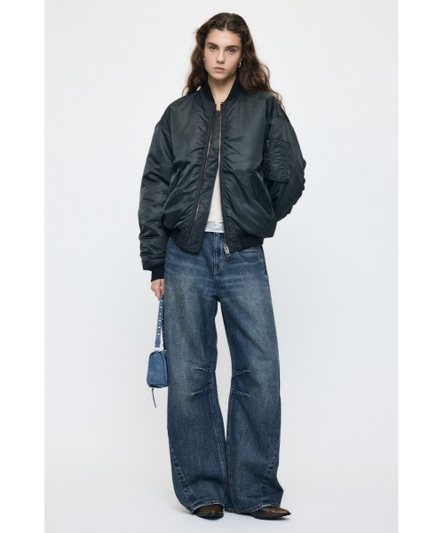 MOUSSY(マウジー)の「【26年AW新作】【再入荷】HORSESHOE BAGGY(デニムパンツ・レディース・ダークブルー/ワンウォッシュ・2/1/0)」の15枚目の写真