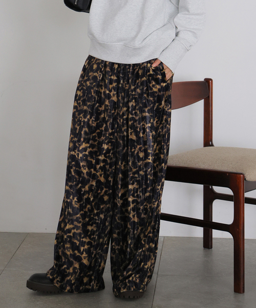 JOURNAL STANDARD(ジャーナルスタンダード)の「ベロアレオパードドロストパンツ(その他パンツ・レディース・ベージュ系その他・FREE)」の6枚目の写真